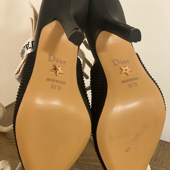 Beautiful woman hills, size 37 - Picture 2 of 3